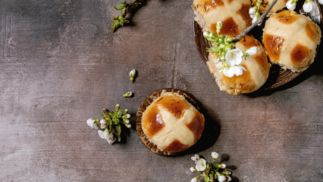 hot cross buns
